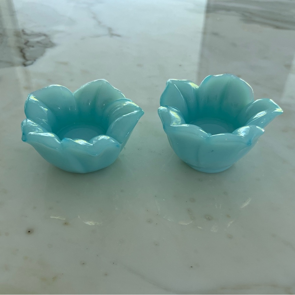 GLASS BLUE VOTIVE SET - Picture 3 of 14